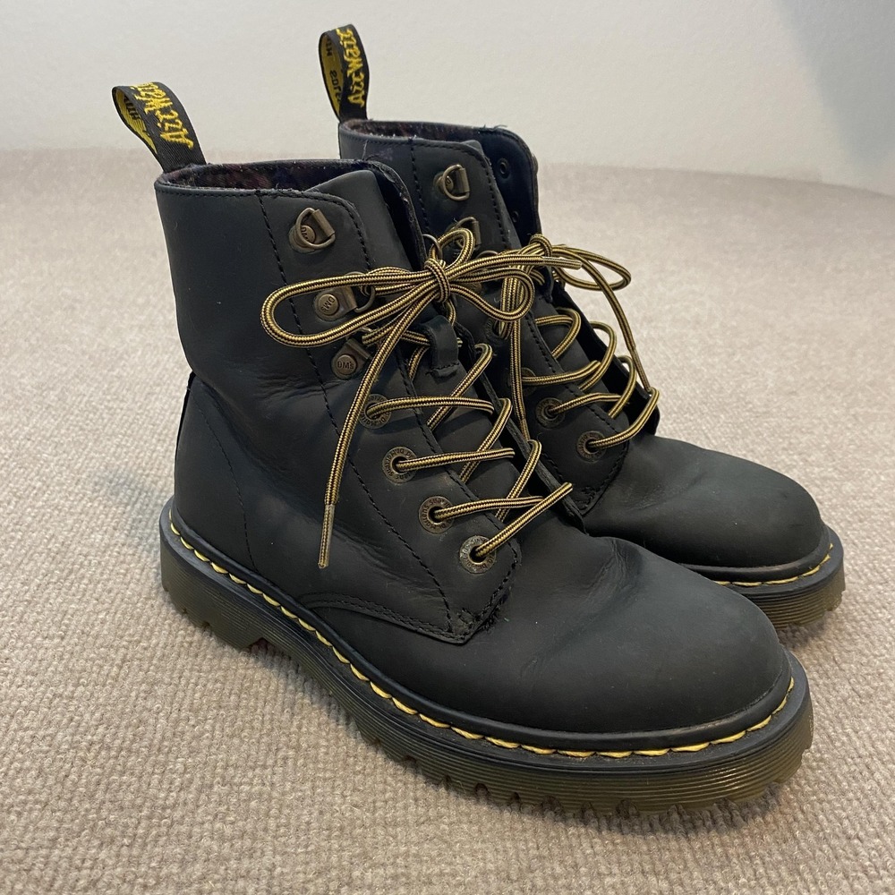 Dr. Martens Jana Boots Womens Size 7 Black Leather Ankle Combat Lace Up Punk